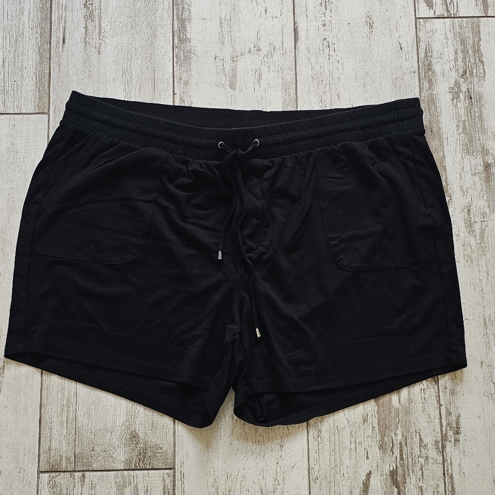 Torrid 4 Women's Black Drawstring Shorts - Soft, Flowy, Sturdy Stretch Fabric